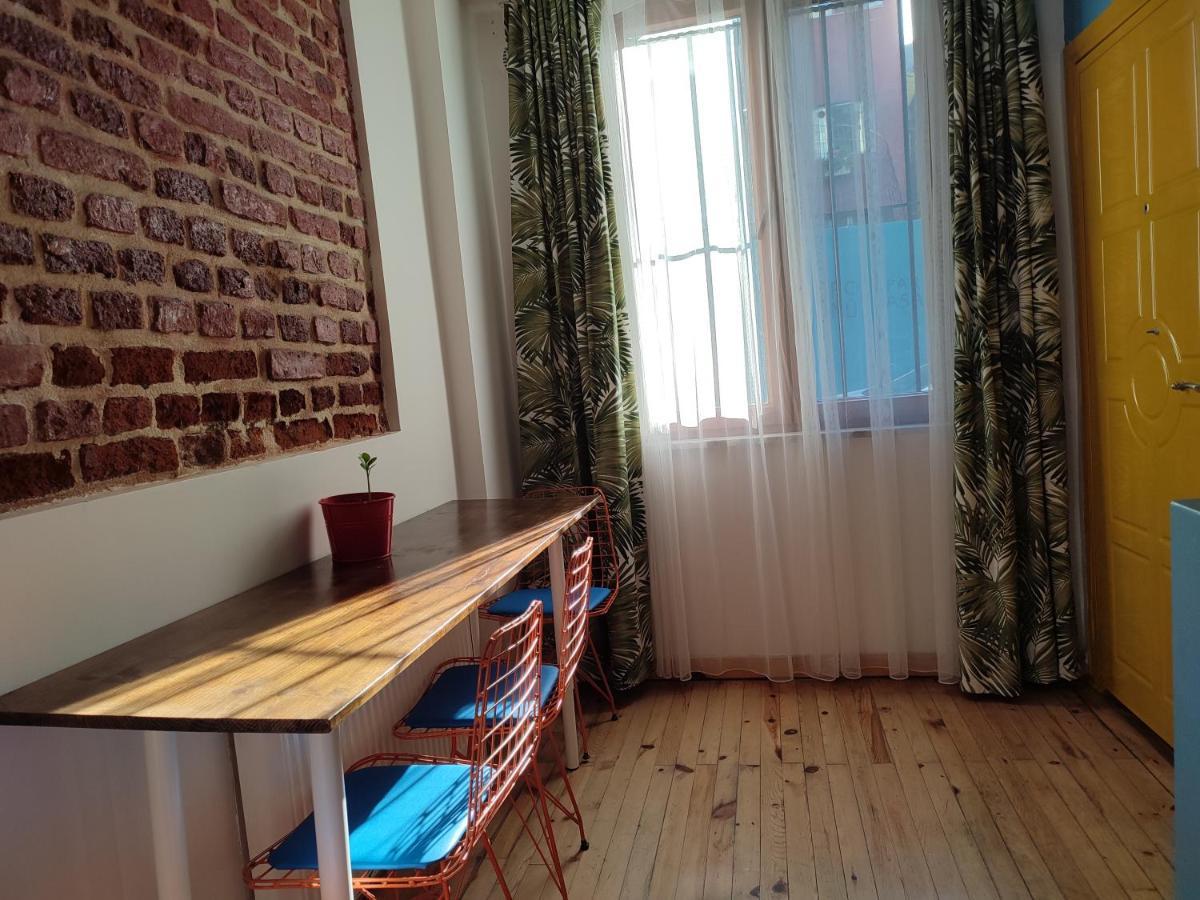 Kunterbunt Istanbul Apartment ภายนอก รูปภาพ